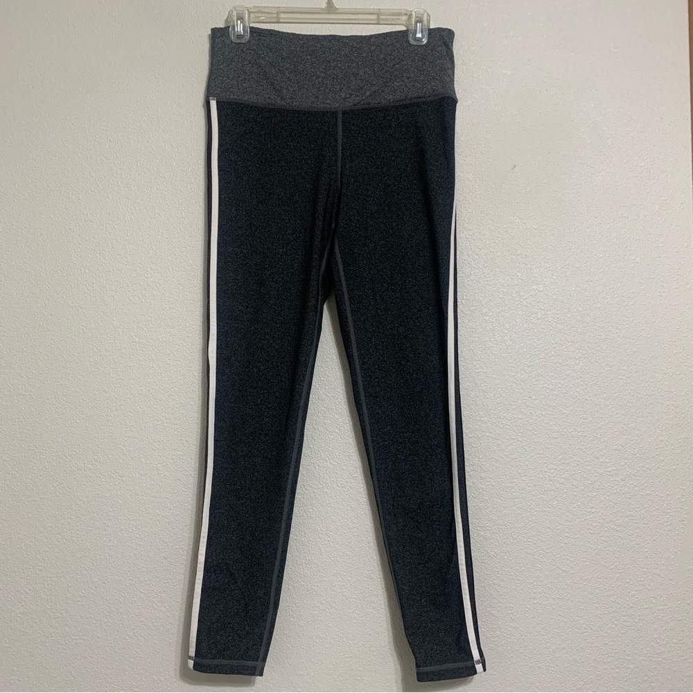 Mono B Leggings Pull On Gray Purple White Stripe Women’s Size Large